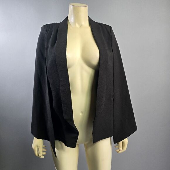 Hot & Delicious Jackets & Blazers - Hot & delicious medium jacket nwt R7